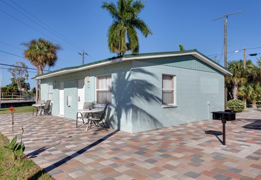 Fountain Cottages Inn Fort Myers Bagian luar foto