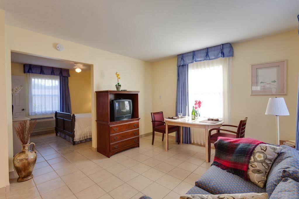 Fountain Cottages Inn Fort Myers Bagian luar foto